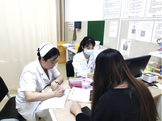 院網(wǎng)站-牽手婦幼，助您實現(xiàn)做母親的愿望——市婦幼保健院舉辦多囊卵巢綜合征、不孕癥義診活動106